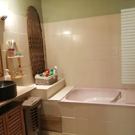 Holiday home Maison Les Farios Sarlat-la-Caneda