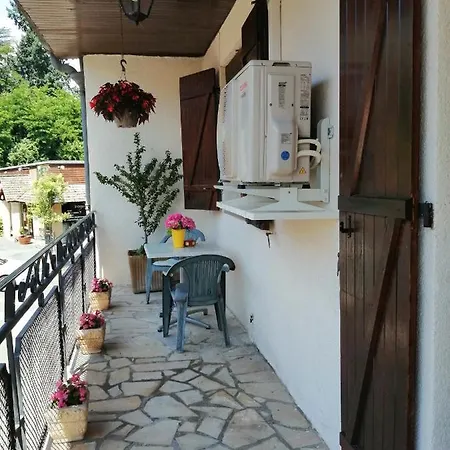Maison Les Farios 펜션 *